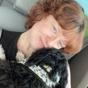 Meet your Posher, Abby